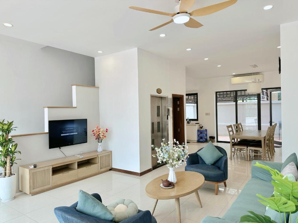 Villa Royal Lotus Hạ Long Vip – Ha Long Bay